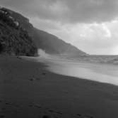 18. Italien. Fotojournal finns på B.M.A. + fotoalbum.
Samtidigt förvärv: Böcker och arkivmaterial.
Foton tagna mellan 1959-10-29 och 1959-10-30.
12 Bilder i serie.