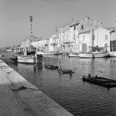 29. Frankrike. Fotojornal finns på B.M.A. + fotoalbum.
Samtidigt förvärv: Böcker och arkivmaterial.
Foton tagna 1959-11-06.
12 Bilder i serie.