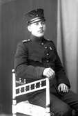 Ateljefoto, Rudolf Gabrielsson i uniform