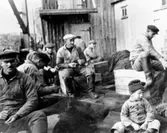 Snurrevaden lagas på Smögenbryggan