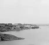 (Stereo karta XV) Utsikt från Kristineberg mot Fiskebäckskil. 19 Juni 1926.