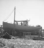 Bogserbåten ULLA sliptagen på Frihems varv