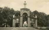 Notering på kortet: Internationella Luftfartsutställningen i Göteborg 1923. Entréen.