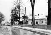 Hus ska rivas på Trädgårdsgatan i Huskvarna på 1970-talet.