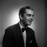 Porträtt av pianist Bertil Krantz.