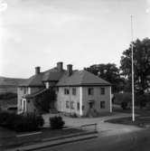 Gamla polishuset på Jönköpingsvägen i Huskvarna den 27 augusti 1970 innan det ska rivas. På denna plats finns idag Kavlagården.