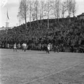 Fotbollsmatch på Vapenvallen i Huskvarna.