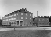 Postkontoret Bromma 1, Brommaplan, 1948. Arkitekt: Lars-Erik Lallerstedt.