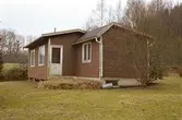En sommarstuga på Bäckliden 12 i Gårda
