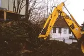 Grävarbete vid Lyktplatsen i Kvarnbyn, april 1993.