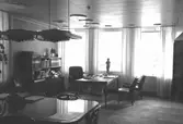 Ett kontorsrum i Mölndals stadshus, juni 1994.