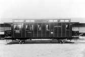 Fotografi föreställande Järnvägspostvagn Litt CD nr 24 vid Lidköping-Skara-Stenstorps järnvägssträcka. Tillverkad 1901.