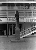 Stockholmsutställningen 1930
Exteriör. Skulptur vid huvudrestaurang Paradiset. Norra Djurgården.