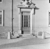 Stockholms slott
Portal
Exteriör

Svensk arkitektur: kyrkor, herrgårdar med mera fotograferade av Arkitekturminnesföreningen 1908-23.