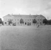 Kungsbacka, Halland
Exteriör

Svensk arkitektur: kyrkor, herrgårdar med mera fotograferade av Arkitekturminnesföreningen 1908-23.