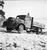 Lastbil med kran, Arméförvaltning
Detalj med kraftöverföring från hjulaxeln.