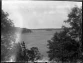 Cykelfärden till Färgelanda sommaren 1932. Utsikt över en insjö.