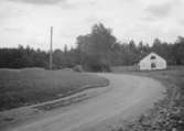 Bäcke, Byggnad från det gamla bruket. Bäckefors bruk