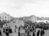 Marknad på Stortorget i Vetlanda, 11 Juni 1902