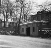 Entrébyggnad till Stora kontoret.