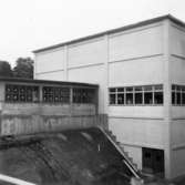 Lagerbyggnad 110 under uppbyggnad på Papyrus fabriksområde, 20/8-1946.