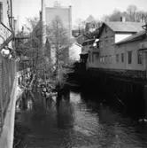 Mölndalsån, nedströms fallet.