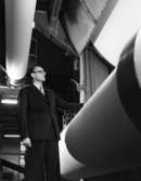 En man arbetar vid PM 3 Yankeecylindern i Papyrus fabriker, okt. 1951.
Överingenjör William Tibell.