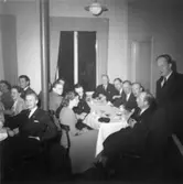 Tjänstemännen på Papyrus har personalfest, 16/4-1948.