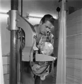 Räknemaskin för papper.
Lennart Magnusson.