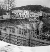 Byggnad N:o 6, tillbyggnad 1954. Formsättning för gjutning.