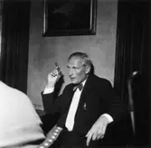 Reportage från pressvisningen den 29/8 1955. Marcus Wallenberg jr.