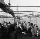 Reportage från pressvisningen den 29/8 1955.