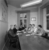 Förhandlingsdelegationen.
Se bild 2740.