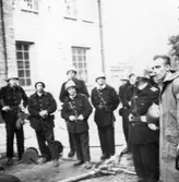 Brandskyddsövning på Papyrus, den 30/9-1958.
T.h. ingenjör K-E Tollgerth.