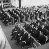Utdelning av minnesgåvan den 1965.
Fr.v. Sven Olsson, K-E Bergquist, Gösta Andersson, överingenjör William Tibell, kamrer Einar Harald.