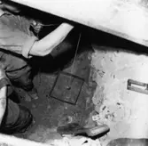 Byggnad 19. Förstärkning av bjälklag genom megapålning.