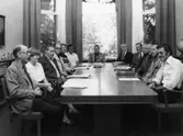 Underhandlingsdelegationerna SIF (svenska Industritjänstemannaförbundet), SALF (Sverieges Arbetsledaförbund) och Svenska Pappersarbetareförbundet Avd. 63 - Informationskommittén. Hösten 1980. Se kopiepärm. Med på bilden bland annat Åke Ryberg och Gunnar Brandberg.