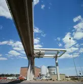 Exteriörbild från Papyrus Nymölla AB. Ledning från massabruket.