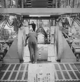 Interiörbild från Papyrus Nymölla AB. Rullpackning.