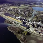Flygfoto över Fors fabriker.