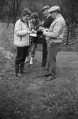 Gökotta på hembygdsgården i Långåker, Kållered, år 1983. Från vänster: Karin Gustafsson, Gördis Johansson, Gustaf Carlsson och Thure Bjerrhede.