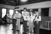 Vårkonsert på Ekenskolan i Kållered, år 1983. 