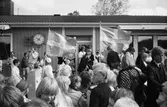 Skolavslutning på Liveredsskolan (senare Östergårdsskolan) i Kållered år 1983.