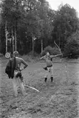 Bågskyttar i Lindome bågskytteklubb, år 1983.

För mer information om bilden se under tilläggsinformation.