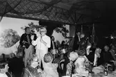 Kållered PRO firar 10-årsjubileum på Kållereds Värdshus, år 1983. 