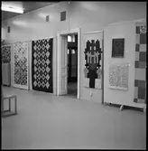 Trollhättan. Gamla varmbadhuset. Utställningen: Lapptäcke. 7-21/12 1969