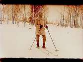 Regemente, Grenadjärer, I3.
En soldat med vinterutrustning på skidor. 1 kompaniet.
Furir Faust, I 10.