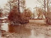 Täby kyrka och gamla landsvägsbron.
Beställningsnr: TÄ-730.