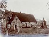 Frösunda kyrka med klockstapeln.
Nr: 274.