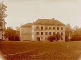 Uppsala Högre Folkskolan, trevånings skolbyggnad.